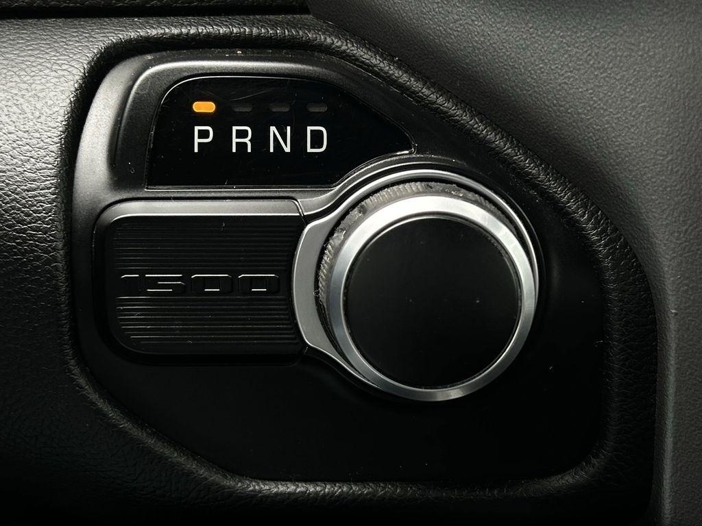 RAM 1500 Big Horn Crew Cab SWB 2WD 2022