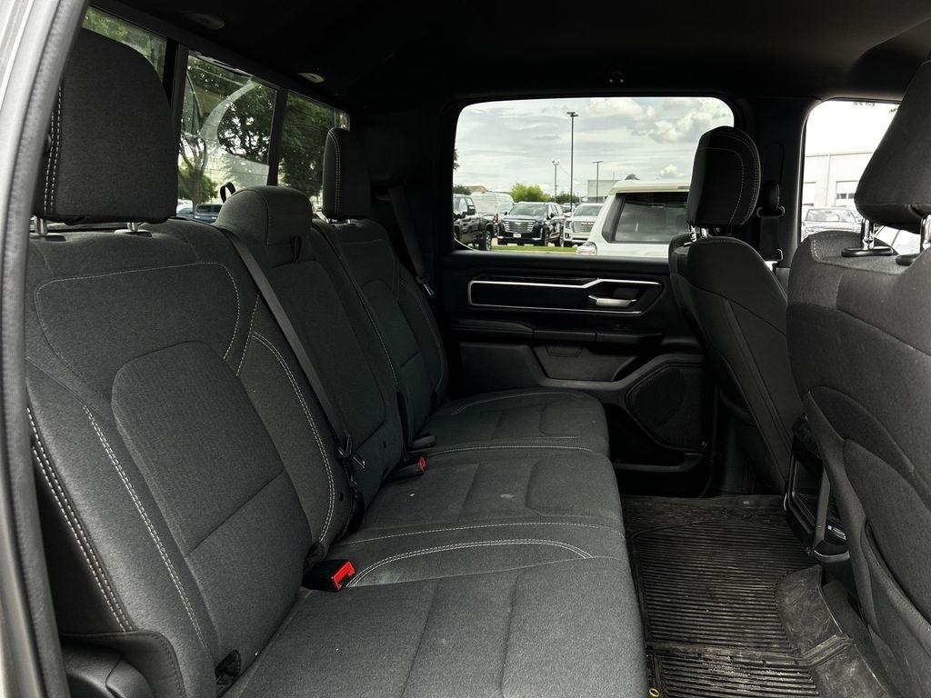 RAM 1500 Big Horn Crew Cab SWB 2WD 2022