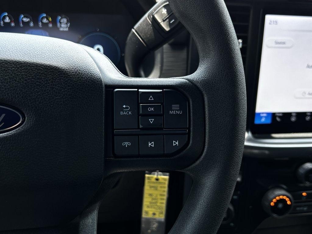Ford F-150 STX SuperCrew 4WD 2024