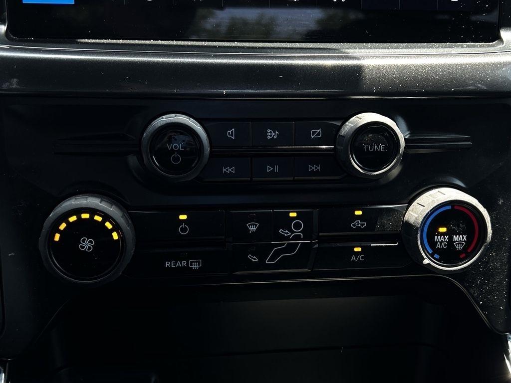 Ford F-150 STX SuperCrew 4WD 2024