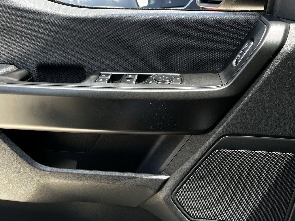 Ford F-150 STX SuperCrew 4WD 2024