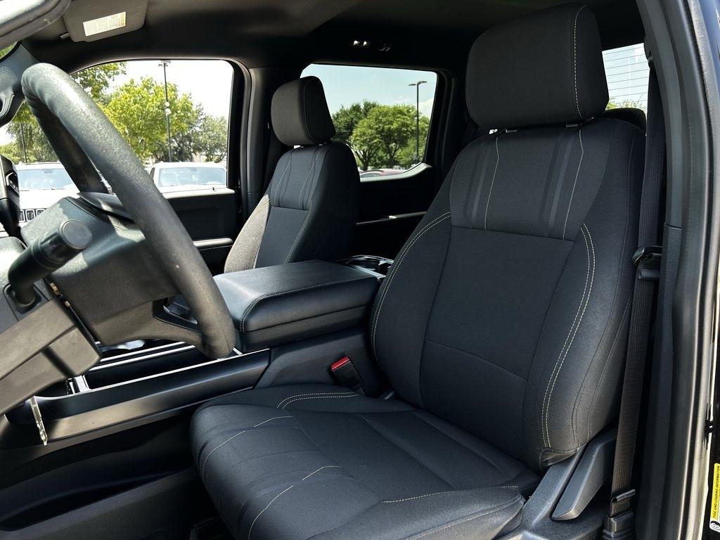 Ford F-150 STX SuperCrew 4WD 2024