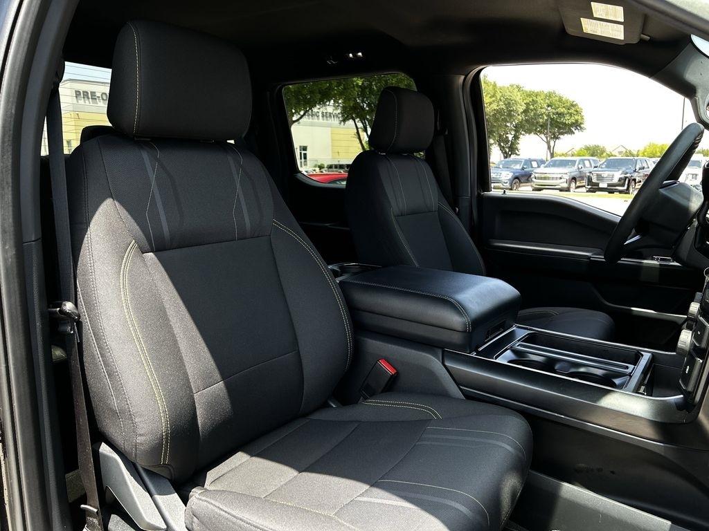 Ford F-150 STX SuperCrew 4WD 2024