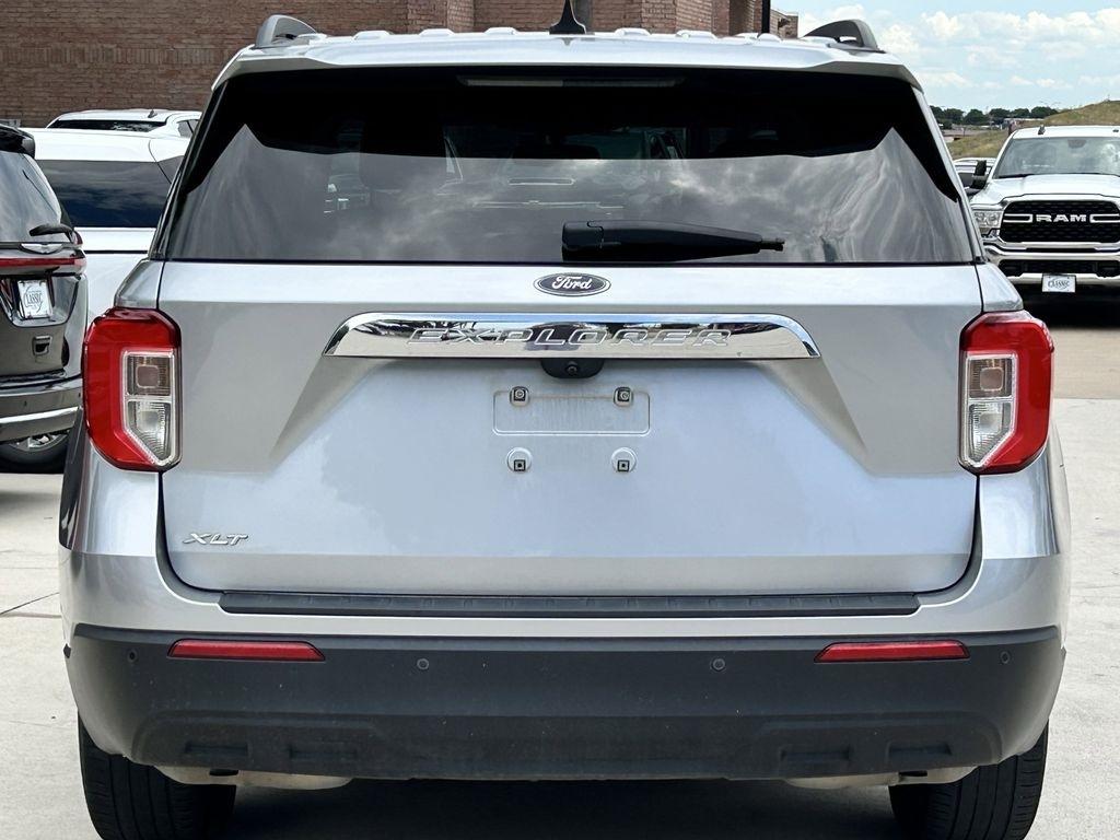 Ford Explorer XLT 2022