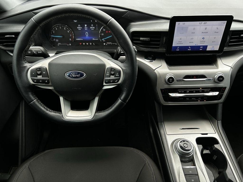 Ford Explorer XLT 2022