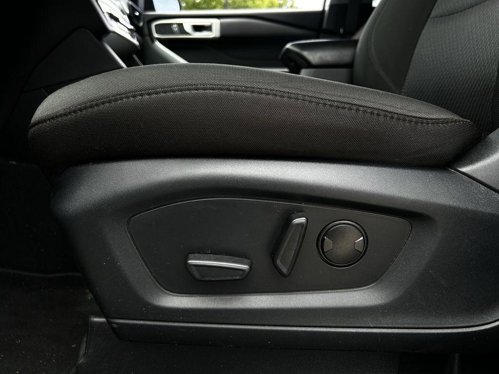 Ford Explorer XLT 2022
