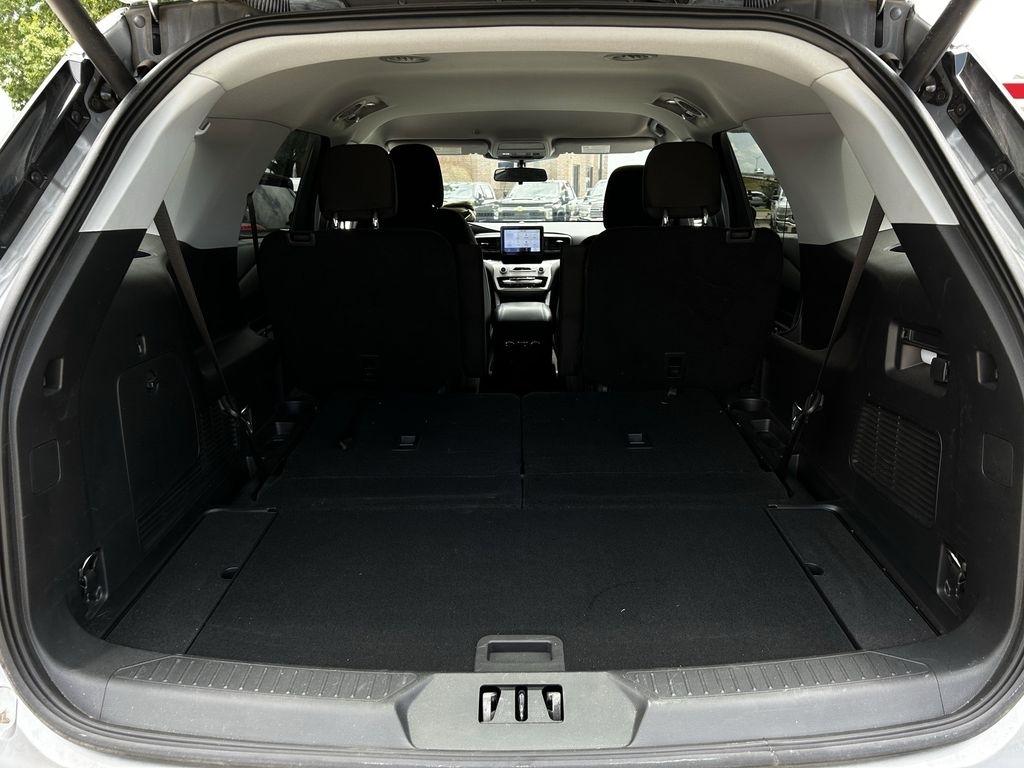 Ford Explorer XLT 2022