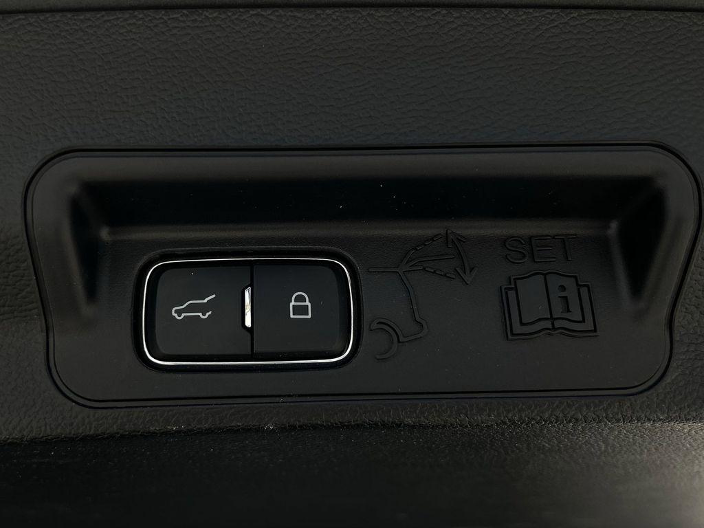 Ford Explorer XLT 2022