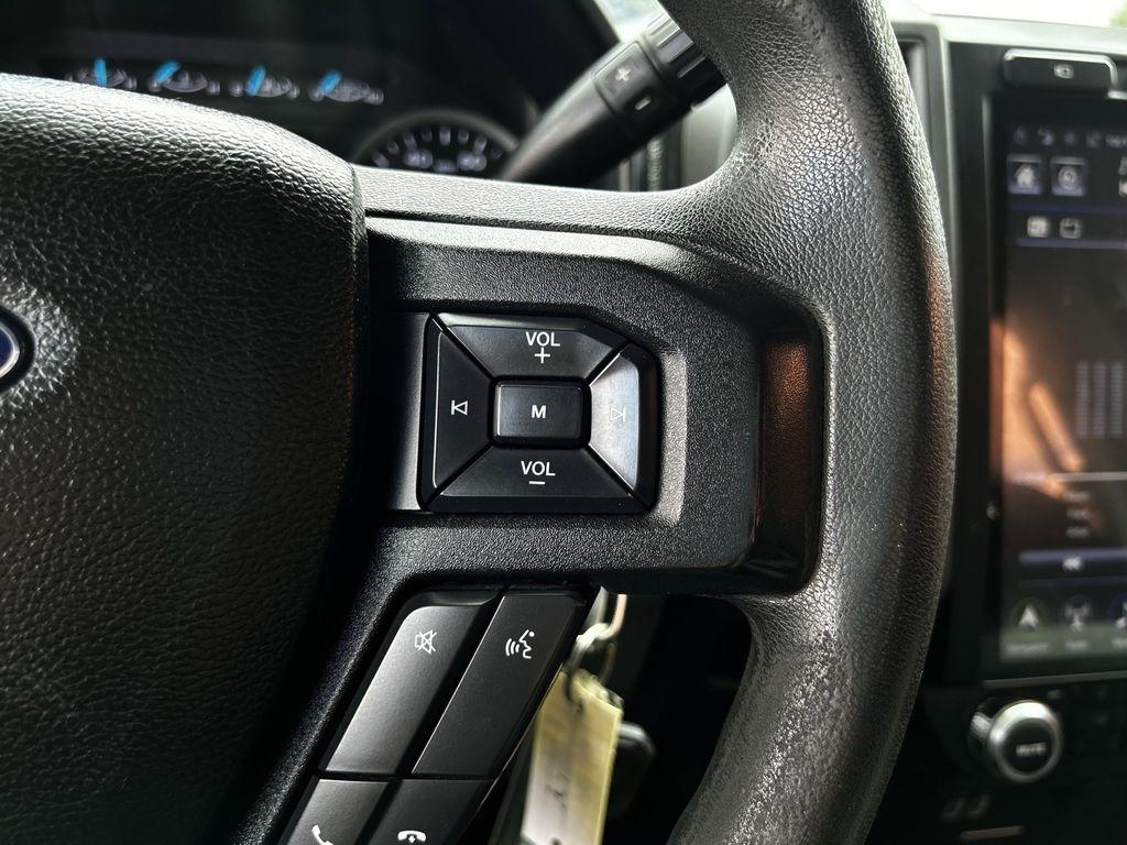 Ford F-350 SD XL Crew Cab Long Bed DRW 2WD 2018