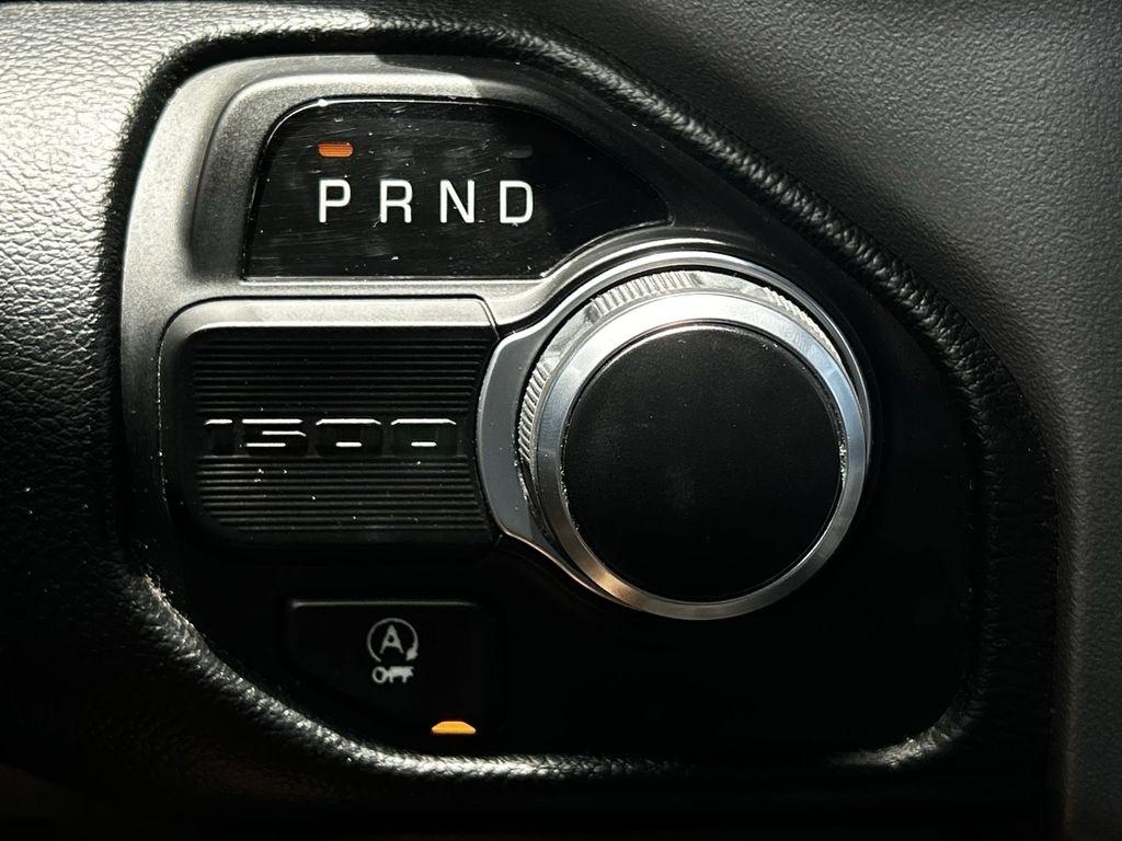 RAM 1500 Big Horn Quad Cab 2WD 2022
