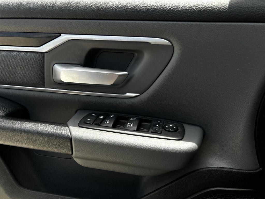 RAM 1500 Big Horn Quad Cab 2WD 2022
