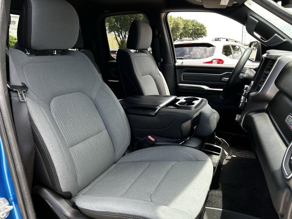 RAM 1500 Big Horn Quad Cab 2WD 2022
