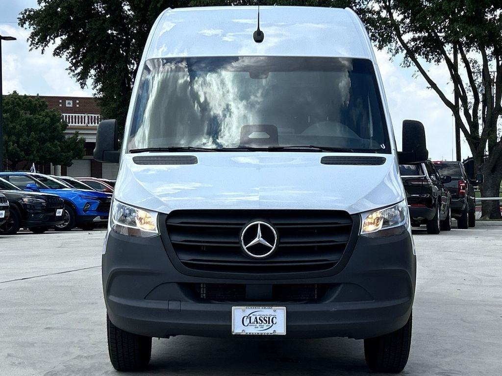 Mercedes-Benz Sprinter 2500 144-in. WB 2025
