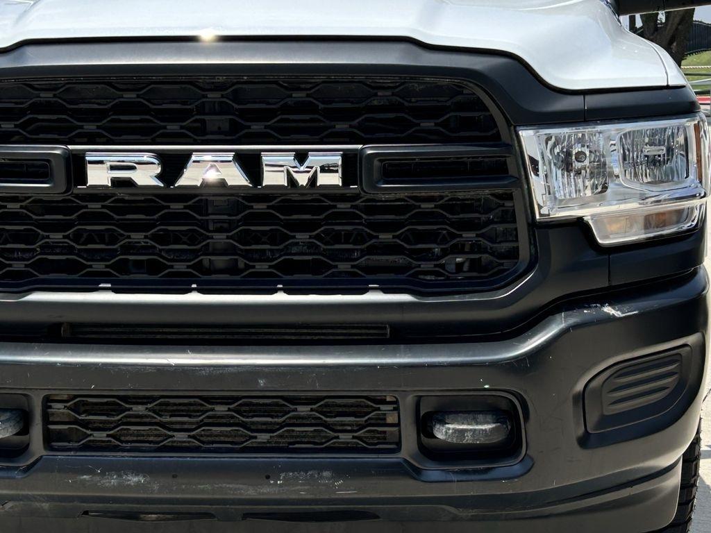 RAM 2500 Tradesman Crew Cab LWB 4WD 2022