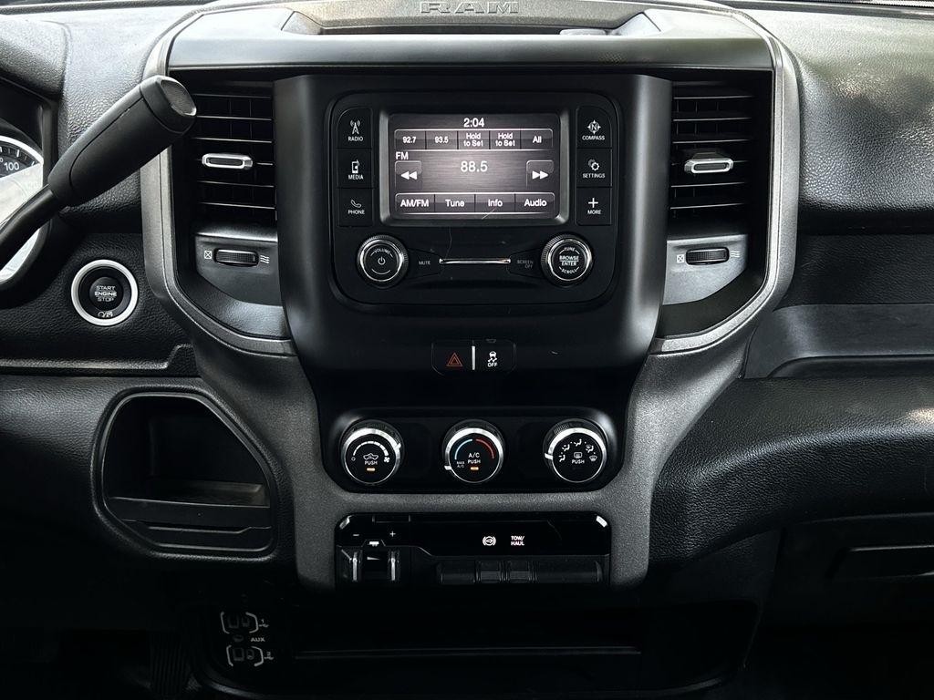 RAM 2500 Tradesman Crew Cab LWB 4WD 2022