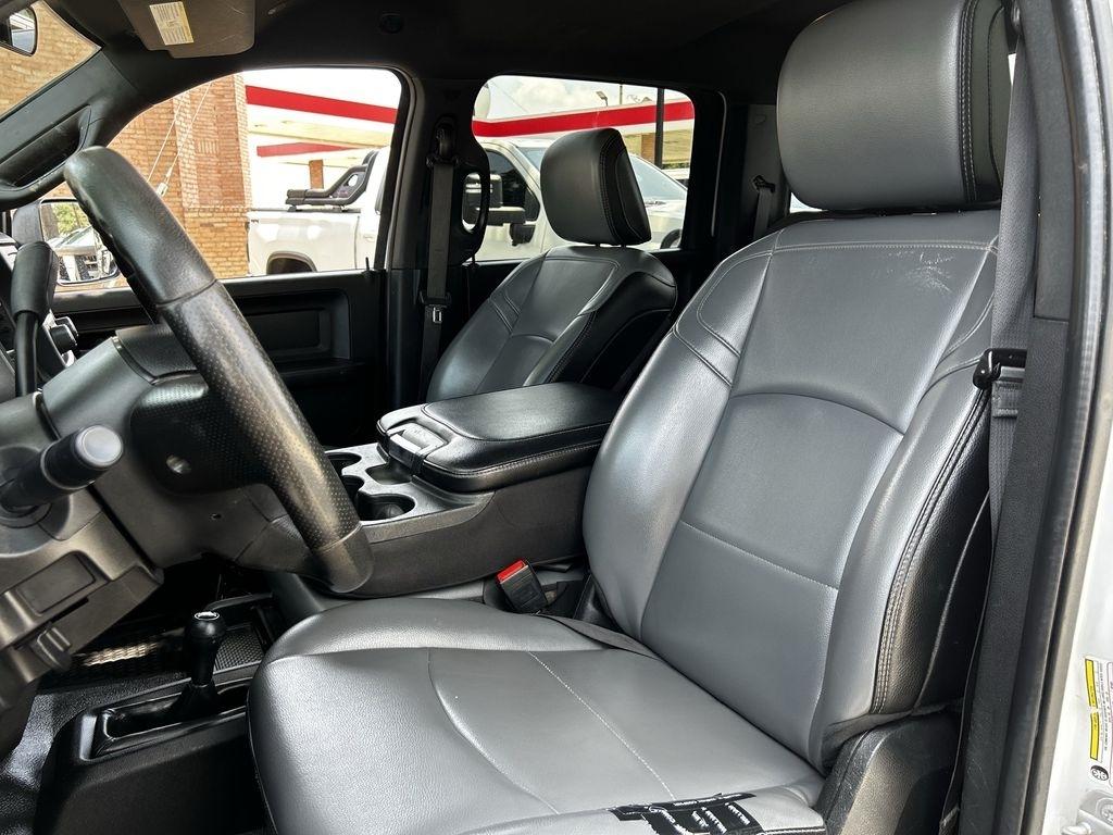 RAM 2500 Tradesman Crew Cab LWB 4WD 2022