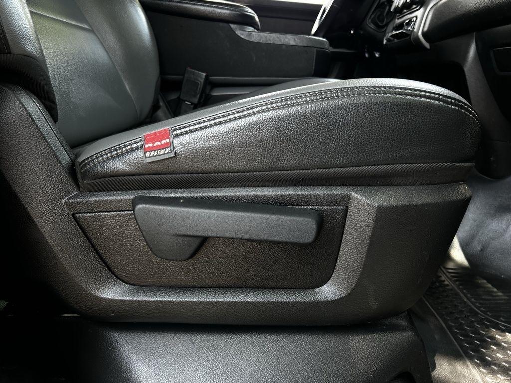 RAM 2500 Tradesman Crew Cab LWB 4WD 2022