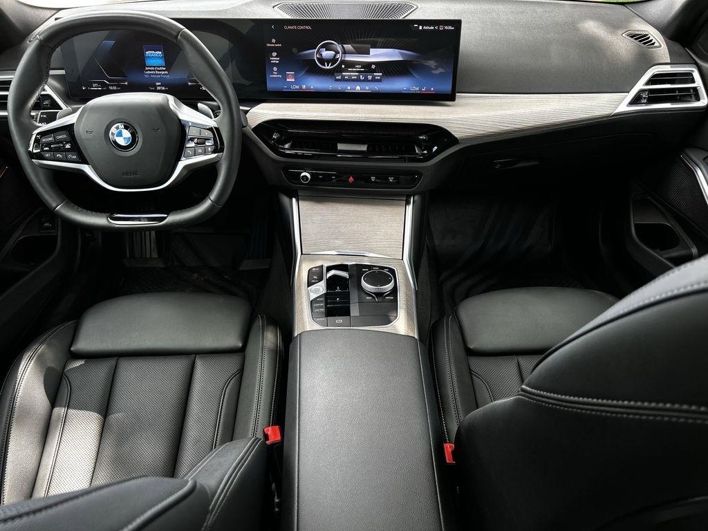 BMW 3-Series 330i 2025