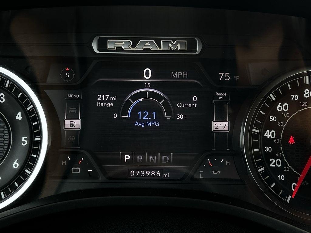 RAM 1500 Laramie Crew Cab SWB 4WD 2019