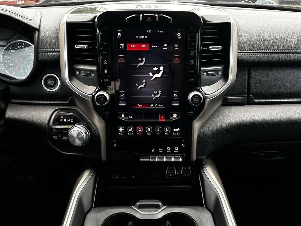 RAM 1500 Laramie Crew Cab SWB 4WD 2019