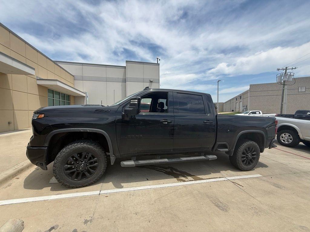 Chevrolet Silverado 2500HD LTZ Crew Cab Long Box 4WD 2025