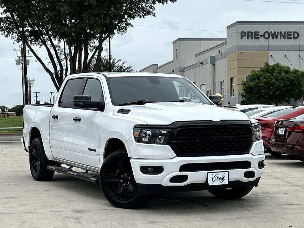 RAM 1500 Big Horn Crew Cab SWB 4WD 2023