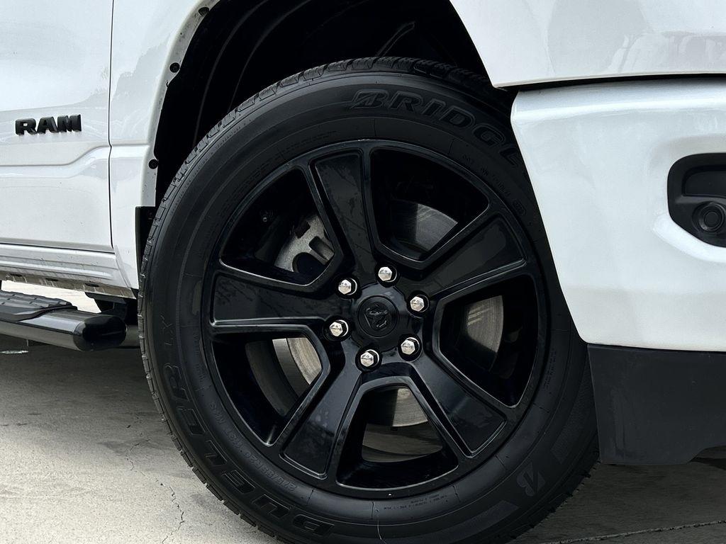 RAM 1500 Big Horn Crew Cab SWB 4WD 2023