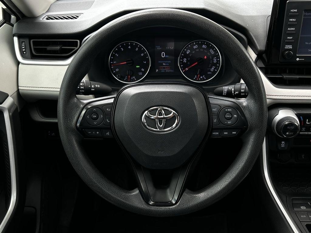 Toyota RAV4 XLE 2021