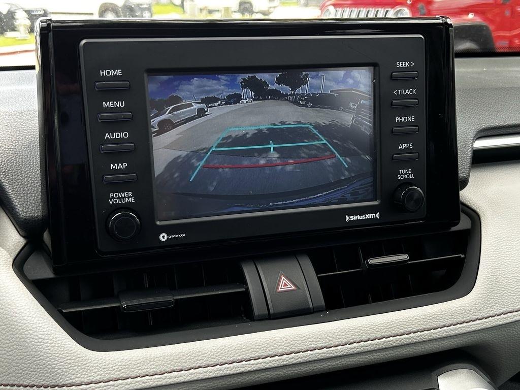 Toyota RAV4 XLE 2021
