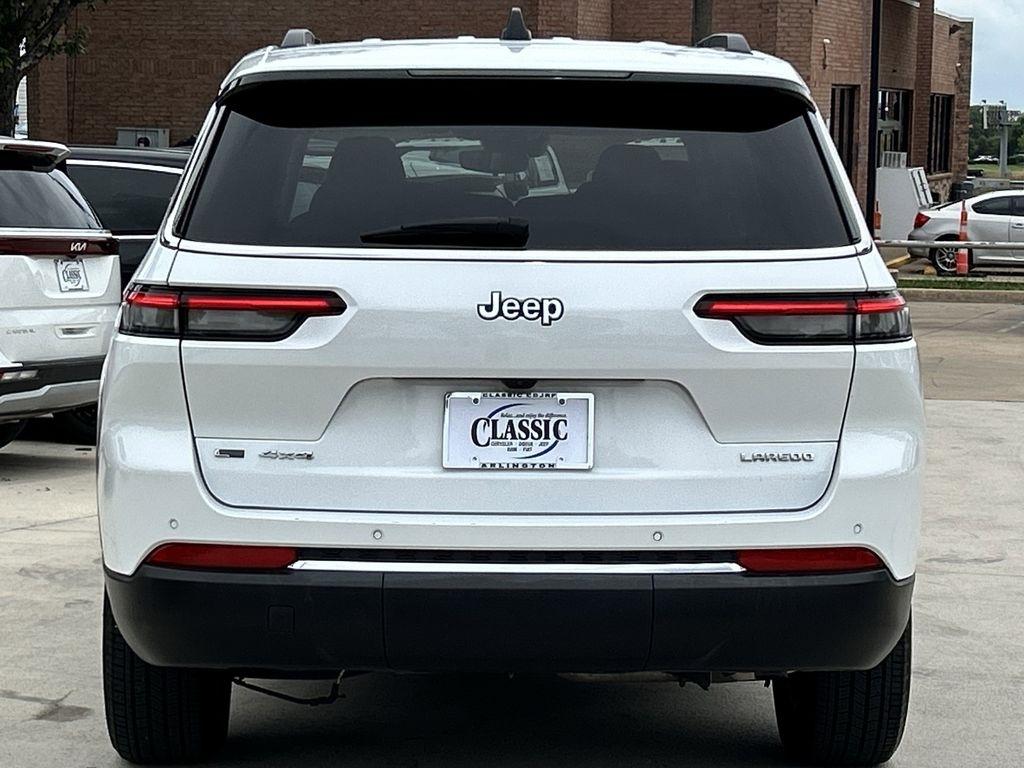 Jeep Grand Cherokee L Laredo 4WD 2023