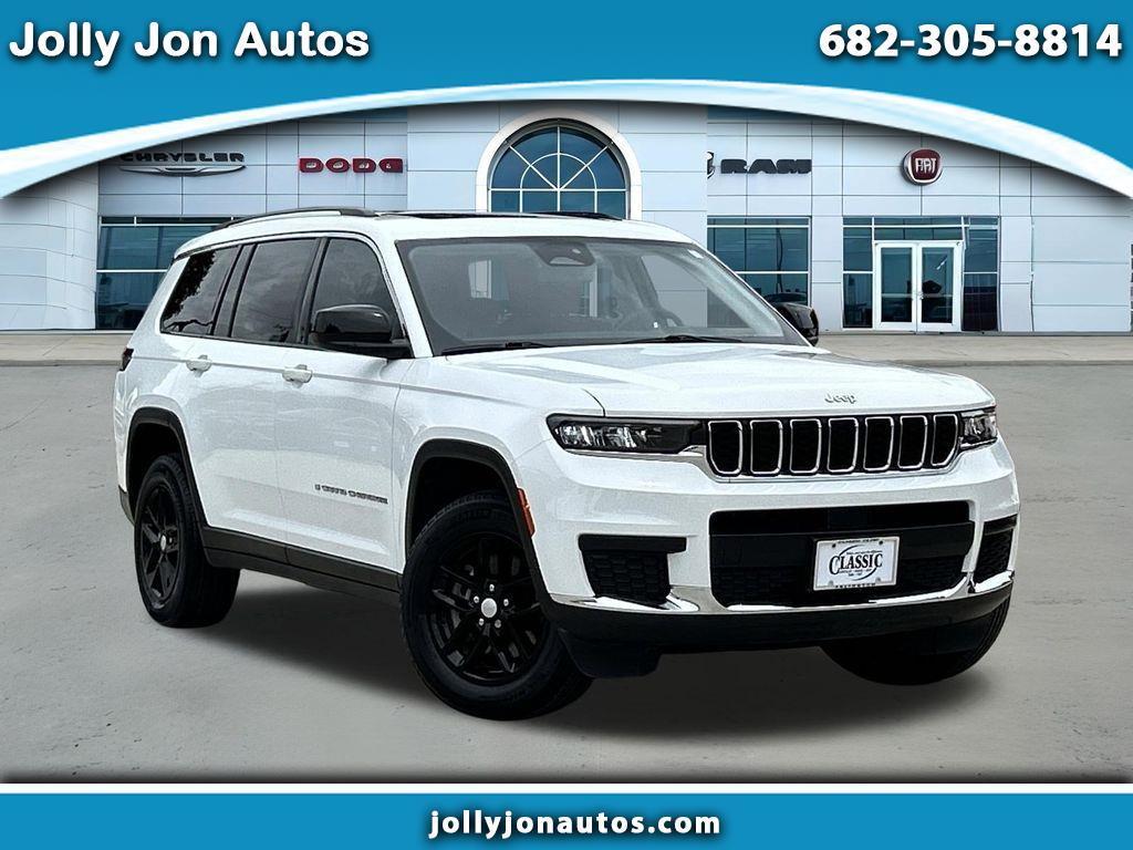 Jeep Grand Cherokee L Laredo 4WD 2023