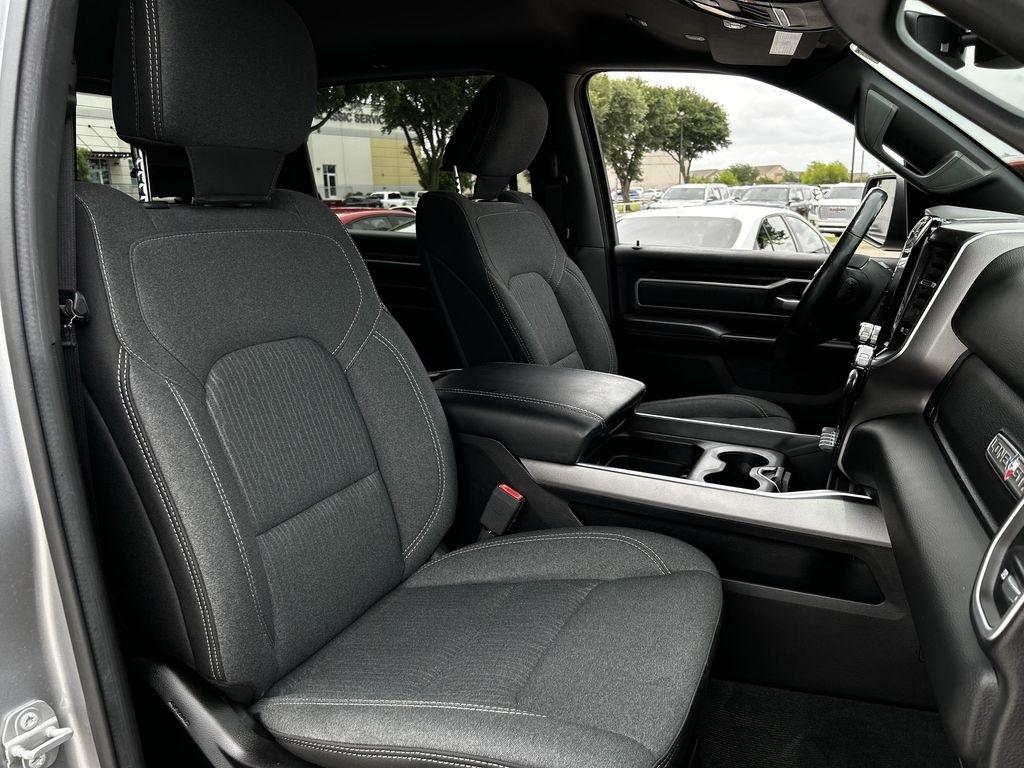 RAM 1500 Big Horn Crew Cab SWB 2WD 2020
