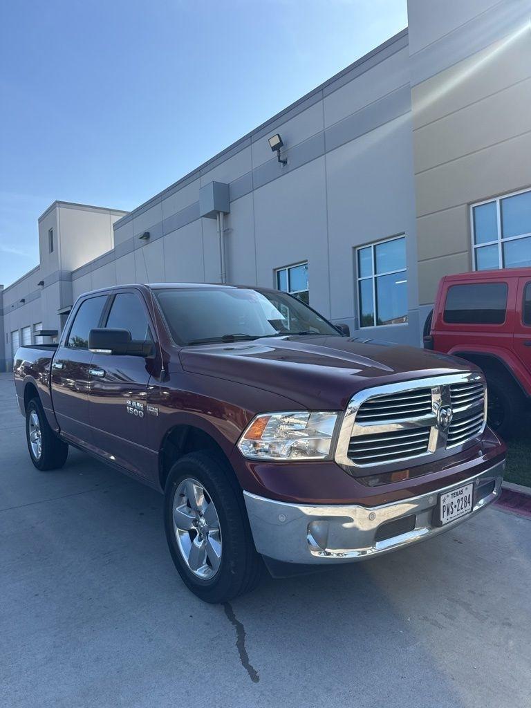 RAM 1500 SLT Crew Cab SWB 2WD 2016