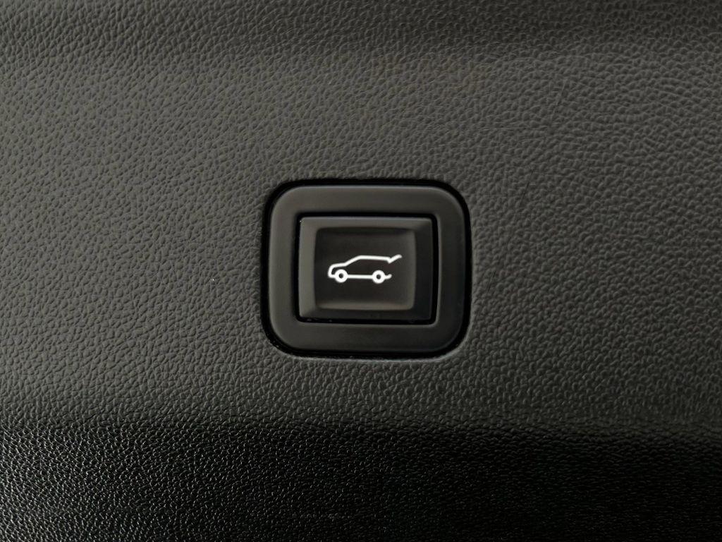 Chevrolet Tahoe RST 4WD 2023