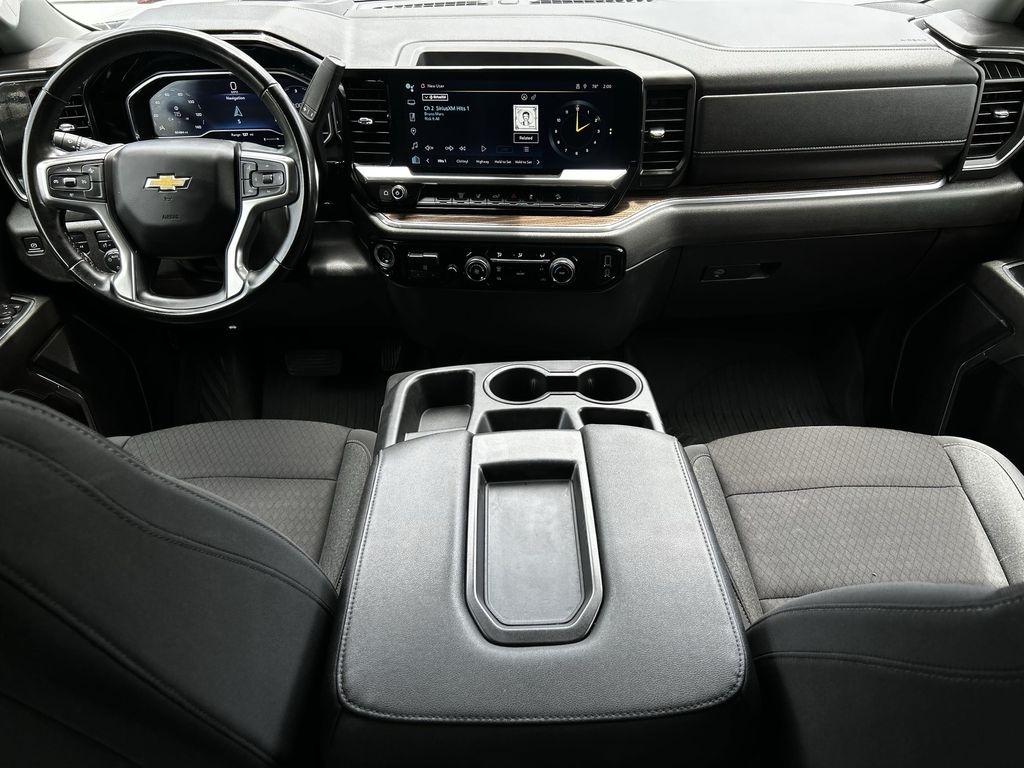 Chevrolet Silverado 2500HD LT Crew Cab Long Box 4WD 2024