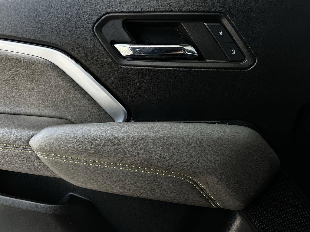 Chevrolet Colorado ZR2 Crew Cab 4WD 2024