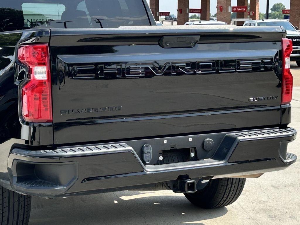 Chevrolet Silverado 1500 Custom Crew Cab 2WD 2023