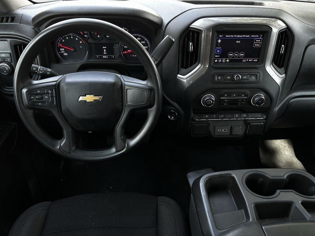 Chevrolet Silverado 1500 Custom Crew Cab 2WD 2023