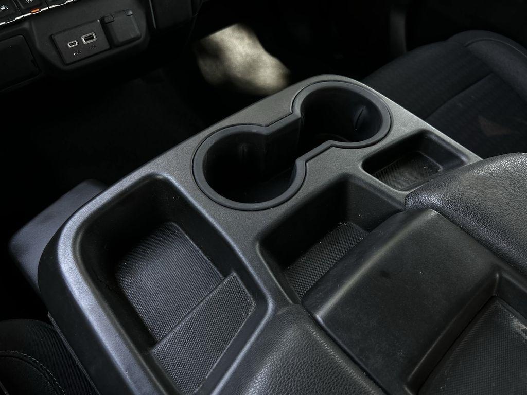 Chevrolet Silverado 1500 Custom Crew Cab 2WD 2023