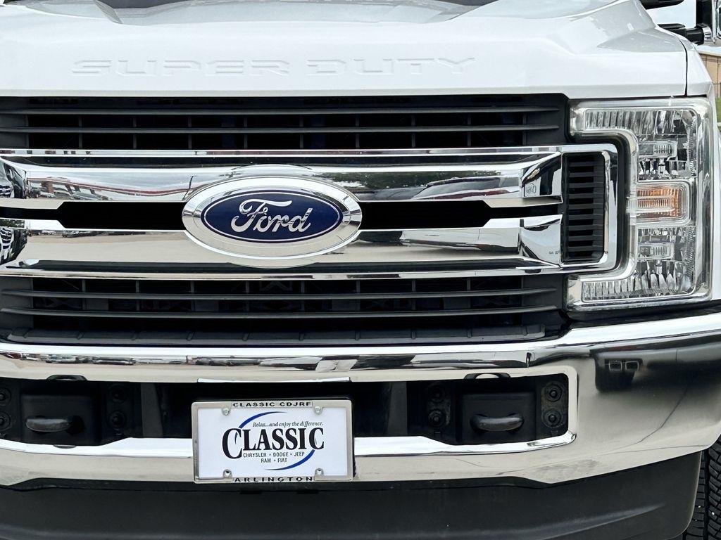 Ford F-250 SD XLT Crew Cab 4WD 2019