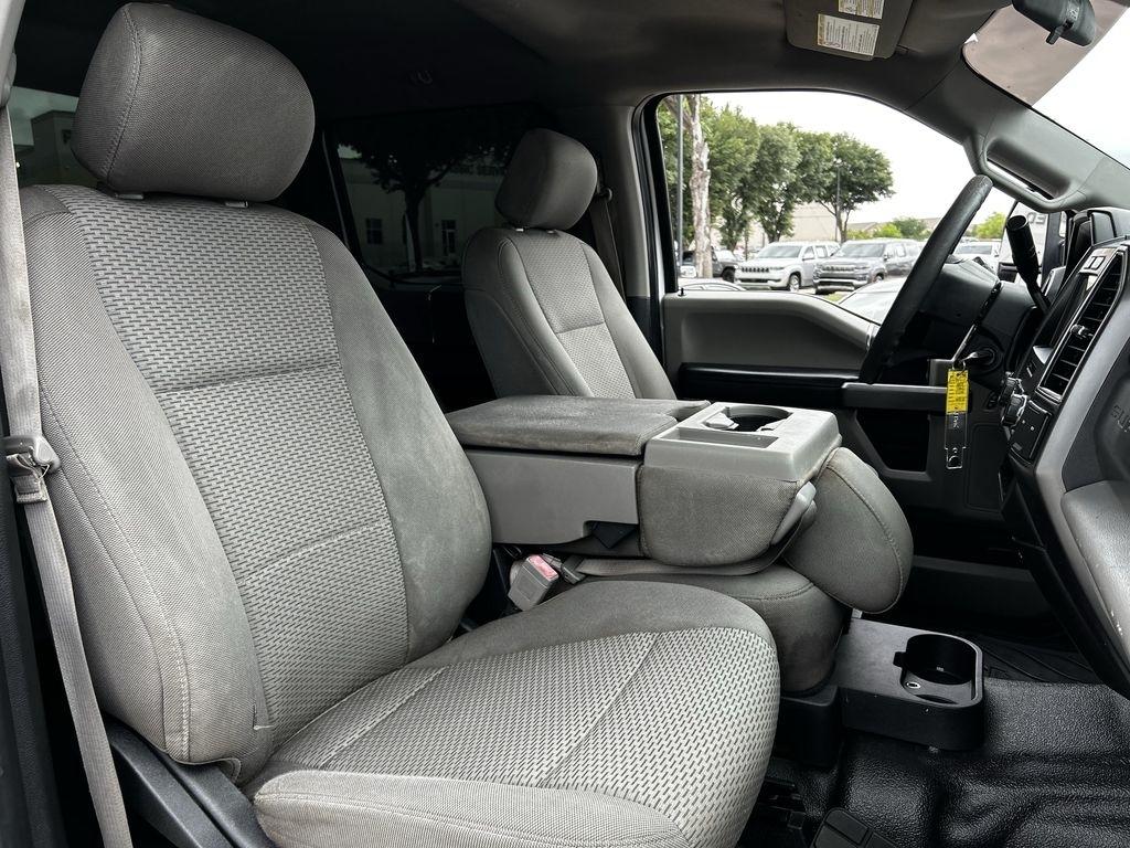 Ford F-250 SD XLT Crew Cab 4WD 2019