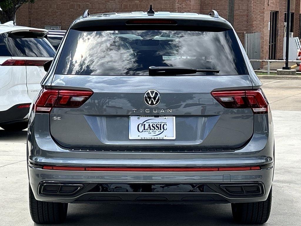 Volkswagen Tiguan SE R-Line Black 2024