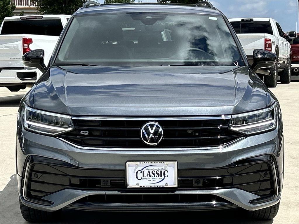 Volkswagen Tiguan SE R-Line Black 2024