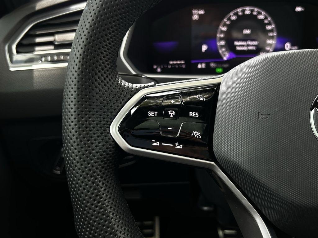 Volkswagen Tiguan SE R-Line Black 2024
