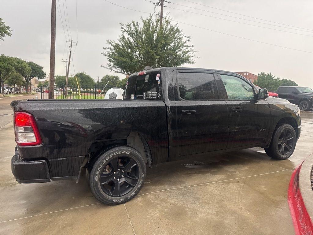 RAM 1500 Big Horn Crew Cab SWB 4WD 2024