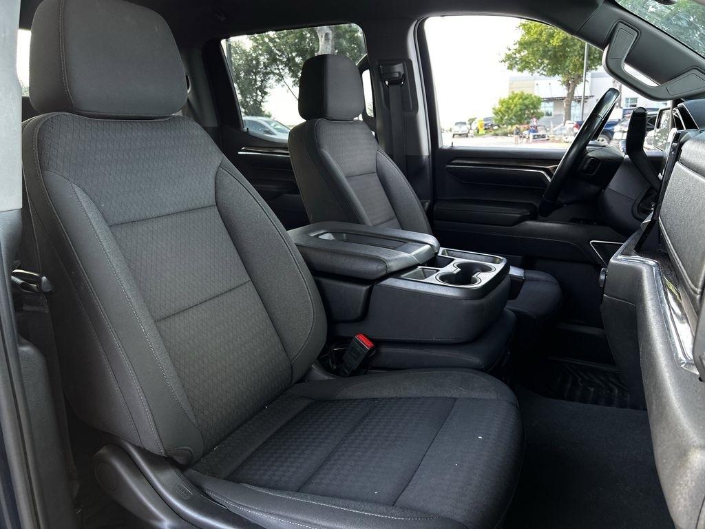 Chevrolet Silverado 1500 LT-L Crew Cab 4WD 2023