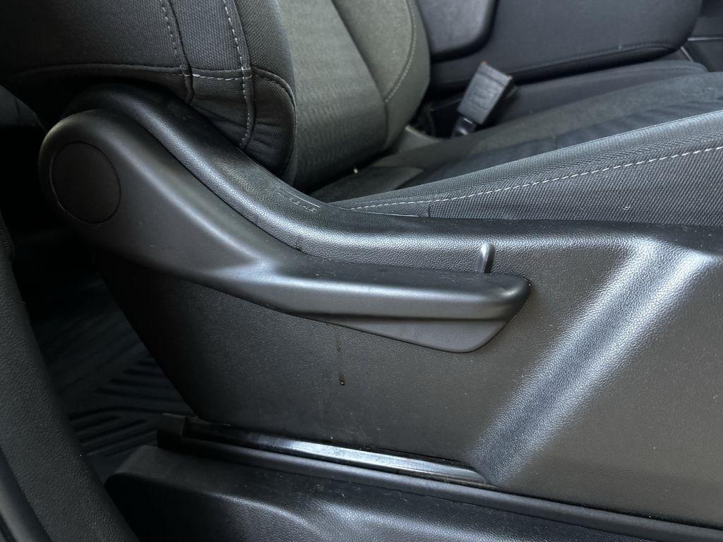 Chevrolet Silverado 1500 LT-L Crew Cab 4WD 2023