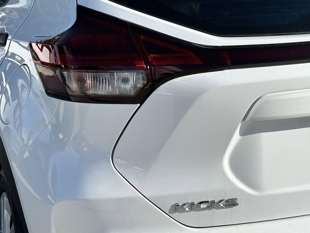 Nissan Kicks S 2025