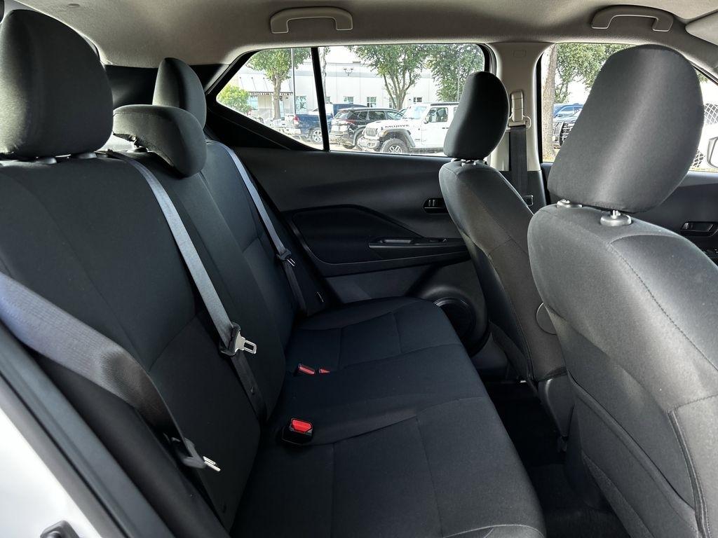 Nissan Kicks S 2025