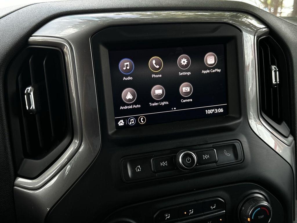 Chevrolet Silverado 1500 Custom Trail Boss Crew Cab Long Box 4WD 2020